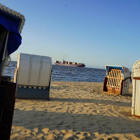 Апартаменты Kurpark Domizil 6 Куксхафен